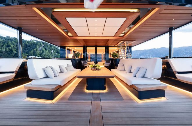 2025年世界超级游艇大奖获奖名单揭晓(图27)