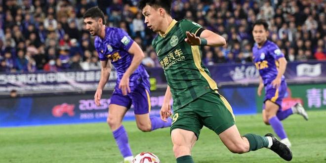 詹姆斯：篮球史上唯一能在40岁依然保持巅峰的超级巨星(图1)