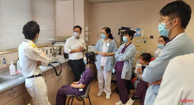 国内首款！这一脑机接口康复机器人亮相香港医院成都企业参与研发(图1)