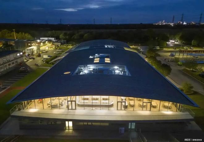 曼联搬进5千万镑打造的黑科技训练基地！C罗预言终成真？(图2)