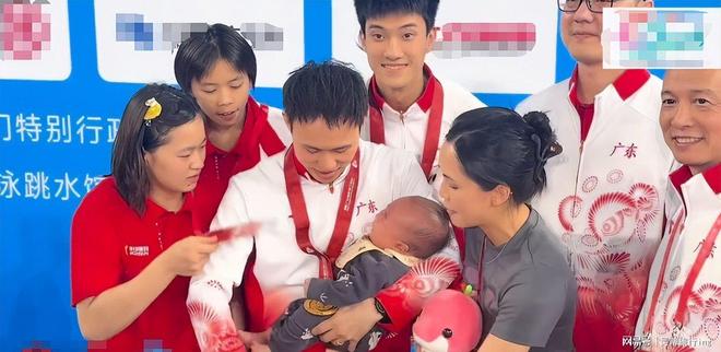 复出夺冠仅2天央视对全红婵用了特殊称呼评论区的风向又变了(图7)