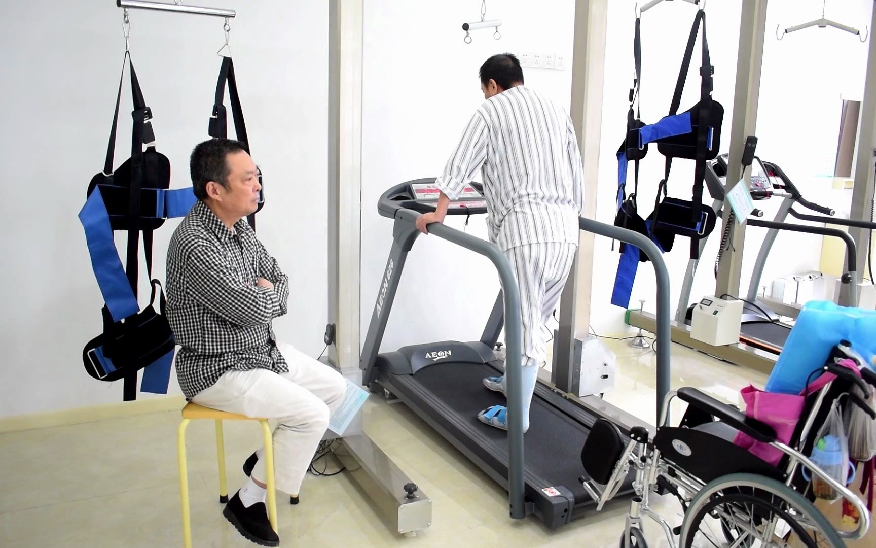 2025年投篮训练器便携可折叠投篮机抛投式训练机厂家推荐技术特点与口碑参考(图1)