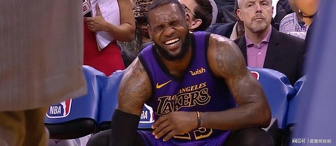 41岁詹姆斯再破天花板这一次他让和库里整个体坛沉默了(图4)