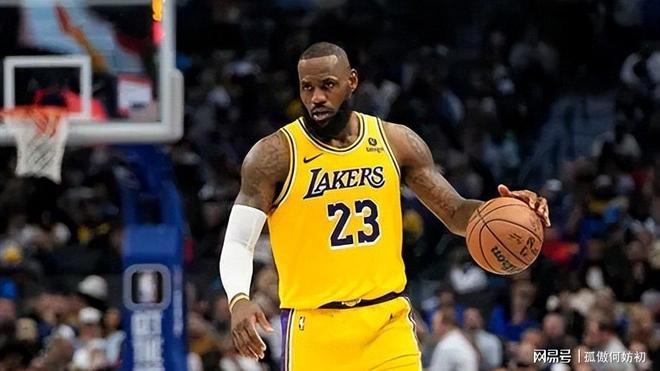 41岁詹姆斯再破天花板这一次他让和库里整个体坛沉默了(图16)