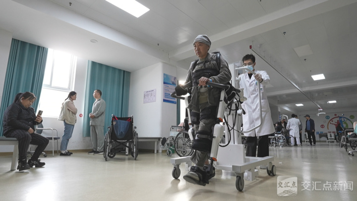 经济大省挑大梁·高手在“民”间｜“三头六臂”诠释何以“新沪商”(图5)