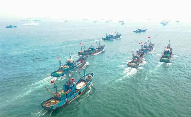 大连一夜扣押259艘渔船！北斗被拆、暗舱藏人安全黑洞有多大？(图9)