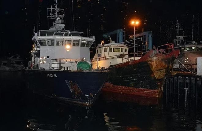 大连一夜扣押259艘渔船！北斗被拆、暗舱藏人安全黑洞有多大？(图14)